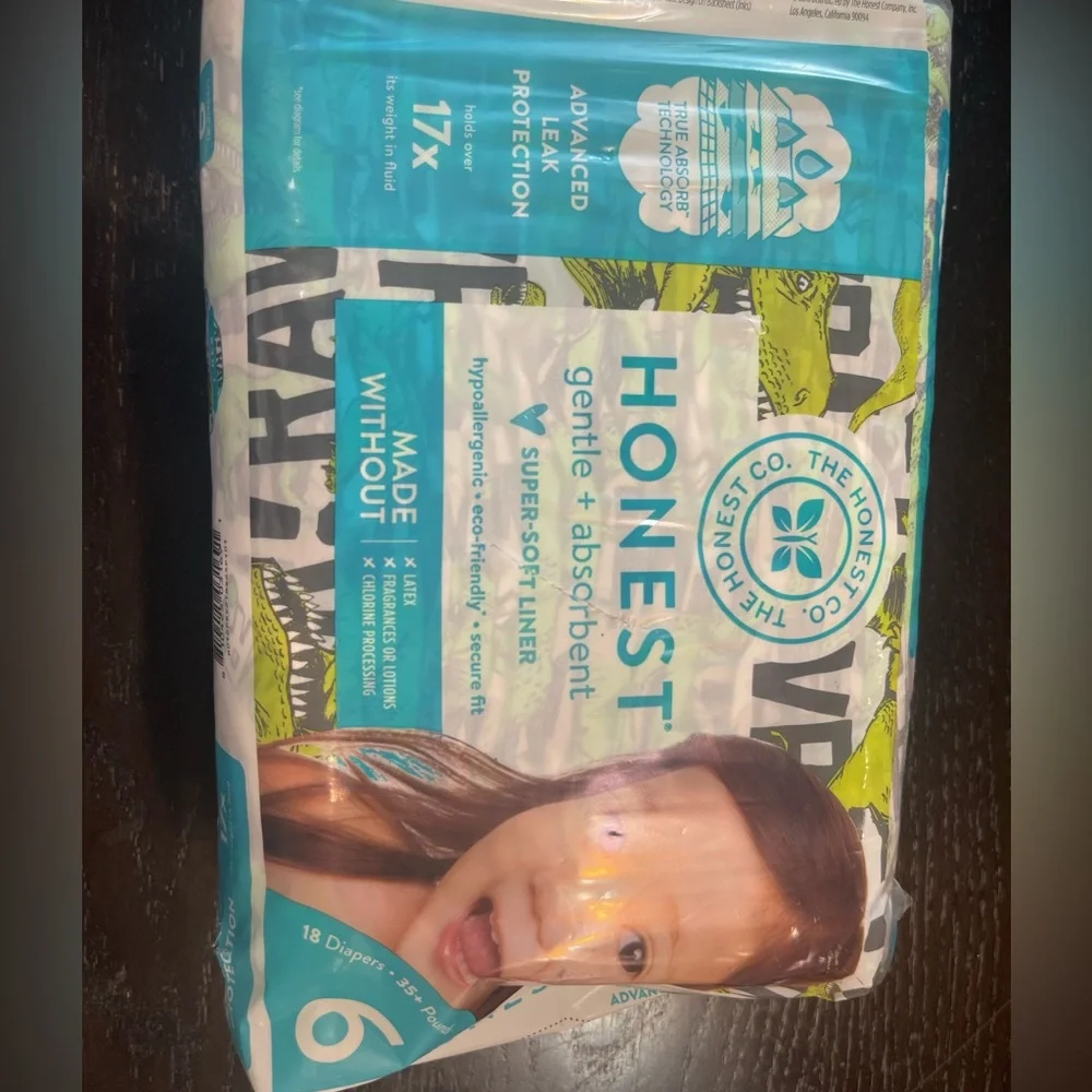 NEST Fragrances Kids Diapers - Size 6, Green and White - Picture 2 of 2
